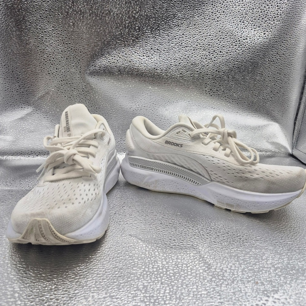 Brooks Adrenaline GTS 24 White Running Shoes 1204261B148 Mens 6 Womens 7.5